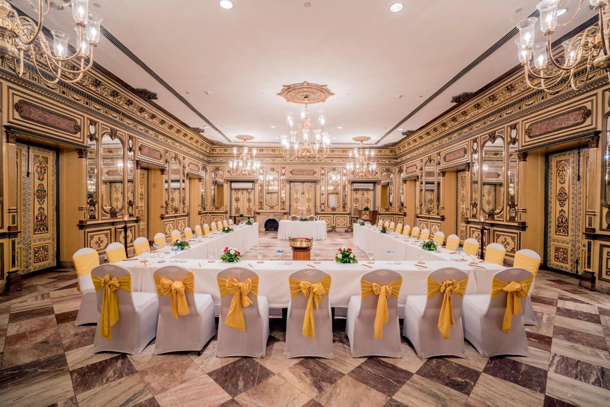 Hotel Yak & Yeti Катманду Экстерьер фото