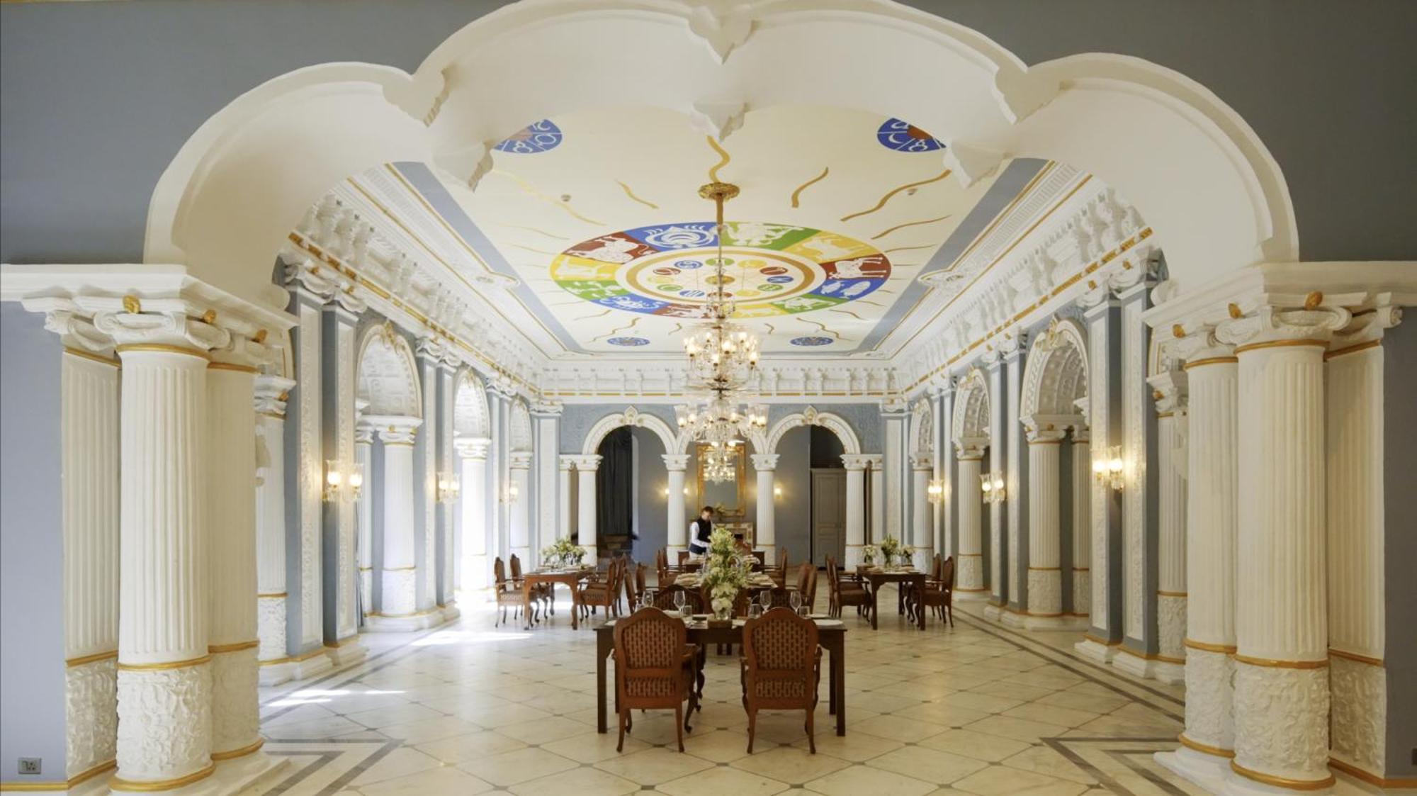 Hotel Yak & Yeti Катманду Экстерьер фото