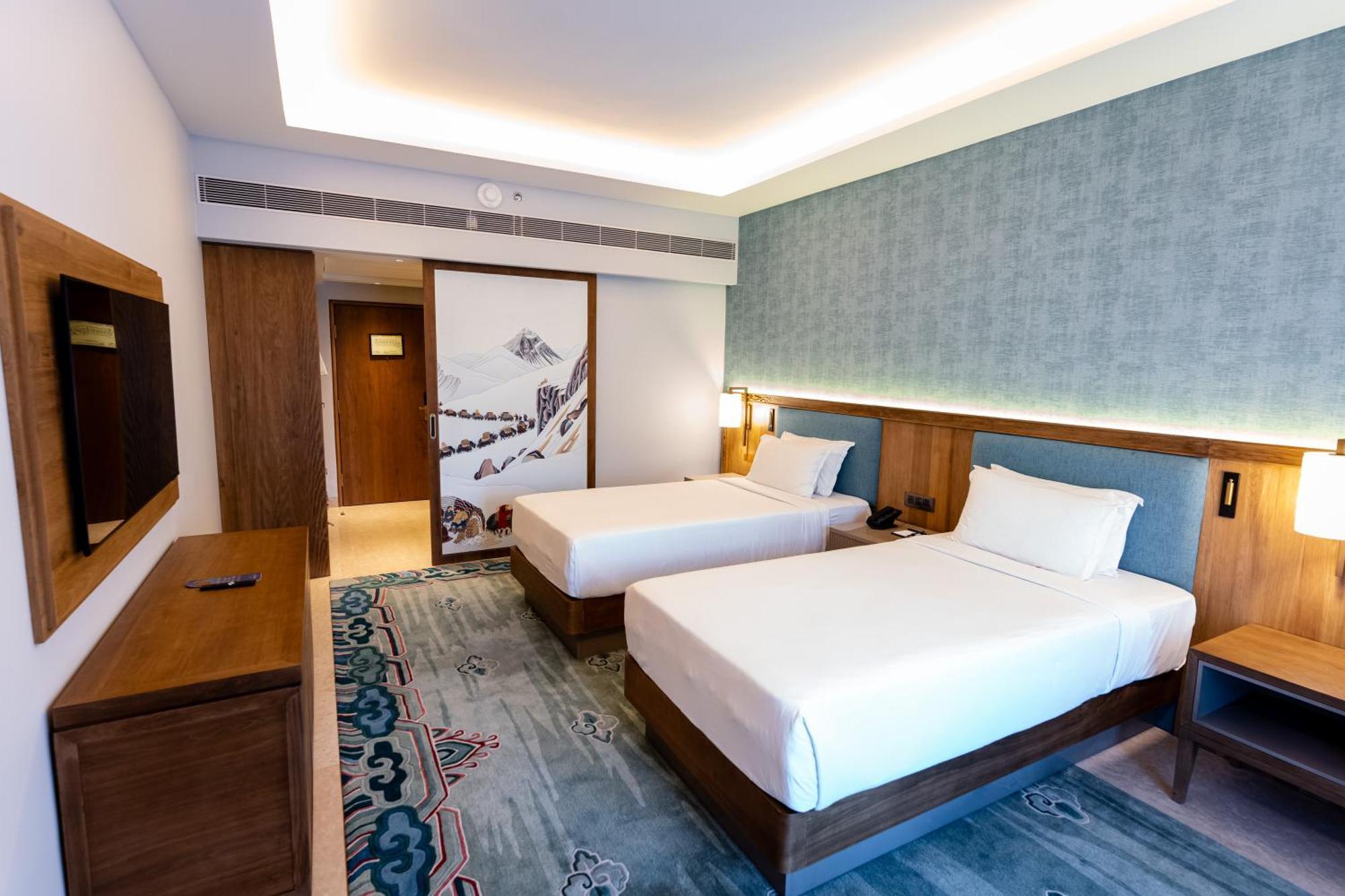 Hotel Yak & Yeti Катманду Экстерьер фото